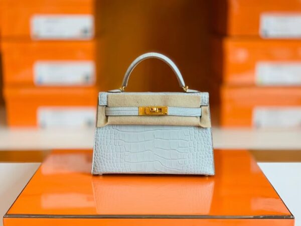 Hermes Mini Kelly Matte Alligator Pearl grey Gold Hardware 19cm Full Handmade