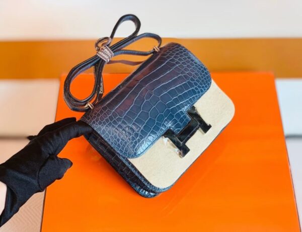 Hermes Constance Shiny Alligator crocodile n7 Dark blue Silver Hardware 18cm Full Handmade