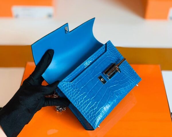 Hermes mini Verrou Shiny Alligator 7Q Sea Blue Silver Hardware 17cm Full Handmade