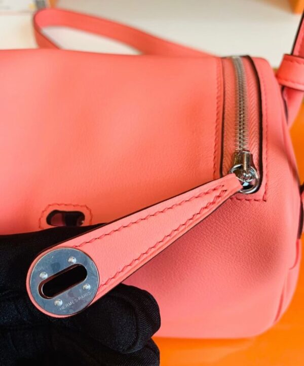 Hermes mini Lindy TC Leather 8w lipstick pink Silver Hardware 19cm Full Handmade