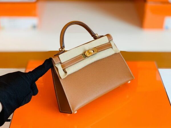 mmexport1673338809068-1024x768-2 Hermes Mini Kelly Epsom Golden Brown Gold Hardware 19cm Full Handmade