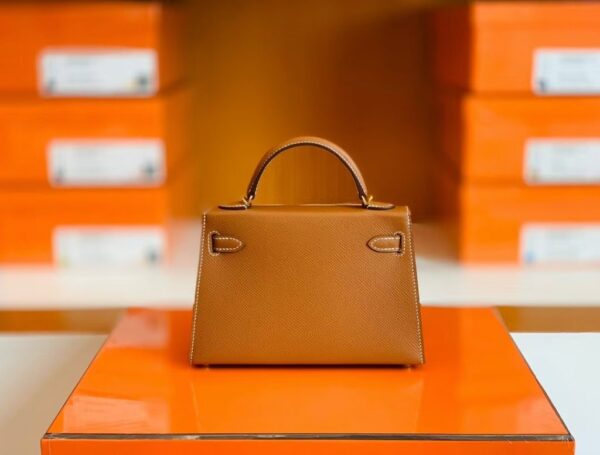 mmexport1673338811970-1024x776-1 Hermes Mini Kelly Epsom Golden Brown Gold Hardware 19cm Full Handmade