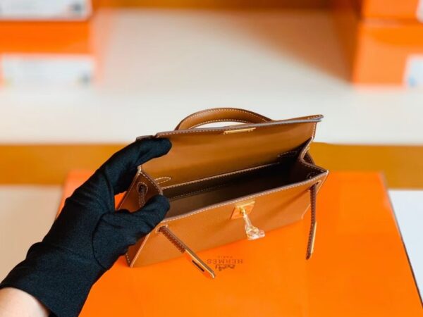 mmexport1673338820662-1024x768-1 Hermes Mini Kelly Epsom Golden Brown Gold Hardware 19cm Full Handmade