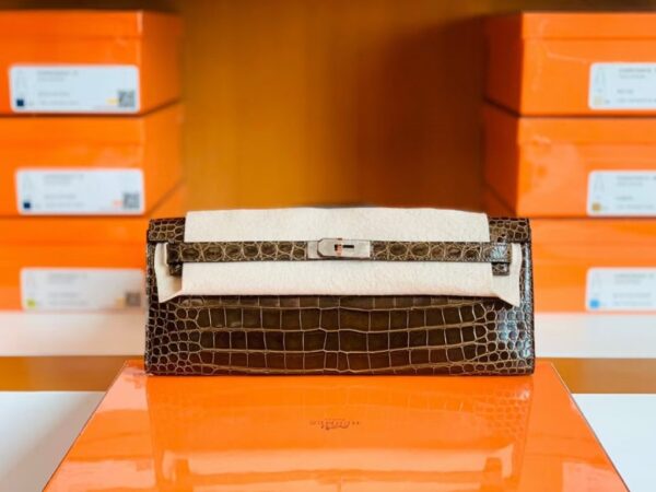 mmexport1673344889986-1024x768-2 Hermes Kelly cut Olive green Shiny crocodile Silver Hardware 31cm Full Handmade