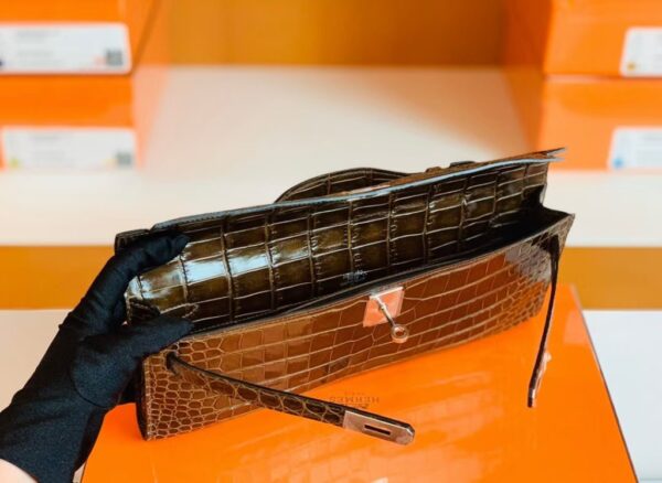 mmexport1673344901847-1024x747-1 Hermes Kelly cut Olive green Shiny crocodile Silver Hardware 31cm Full Handmade