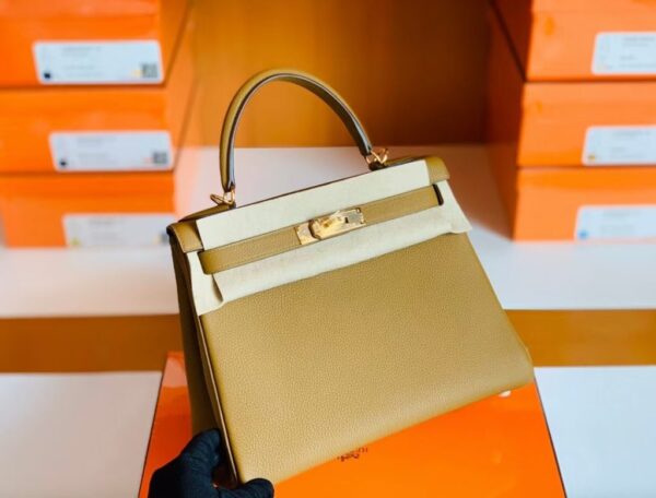 Hermes Kelly Togo U8 Light Golden color Gold Hardware 28cm Full Handmade
