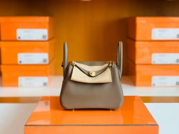 Hermes mini Lindy Togo 18 etoupe Gold Hardware 19cm Full Handmade