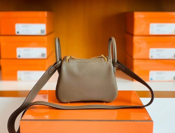 Hermes mini Lindy Togo 18 etoupe Gold Hardware 19cm Full Handmade