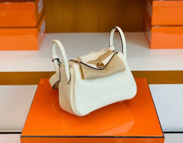 Hermes Mini Lindy TC Leather craie White Gold Hardware 19cm Full Handmade