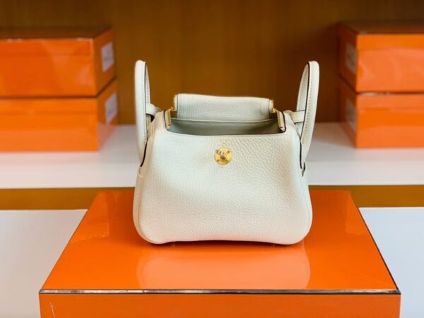 Hermes Mini Lindy TC Leather craie White Gold Hardware 19cm Full Handmade