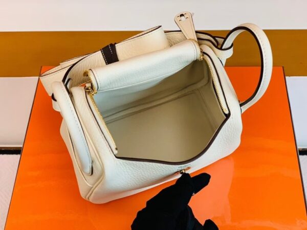 Hermes Mini Lindy TC Leather craie White Gold Hardware 19cm Full Handmade