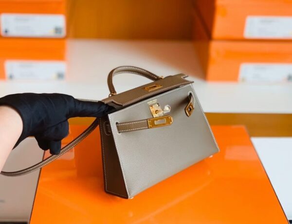 mmexport1674908973753-1024x789-1 Hermes mini kelly Epsom 18 Etoupe Gold Hardware 19cm Full Handmade