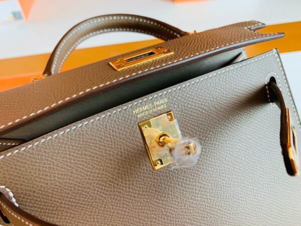 mmexport1674908977077-1024x768-1 Hermes mini kelly Epsom 18 Etoupe Gold Hardware 19cm Full Handmade