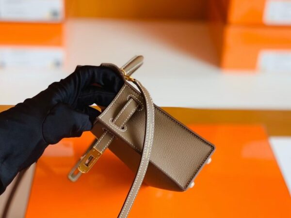 mmexport1674908978798-1024x768-1 Hermes mini kelly Epsom 18 Etoupe Gold Hardware 19cm Full Handmade