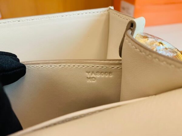 Hermes Roulis Eve Leather craie White Gold Hardware 18cm Full Handmade