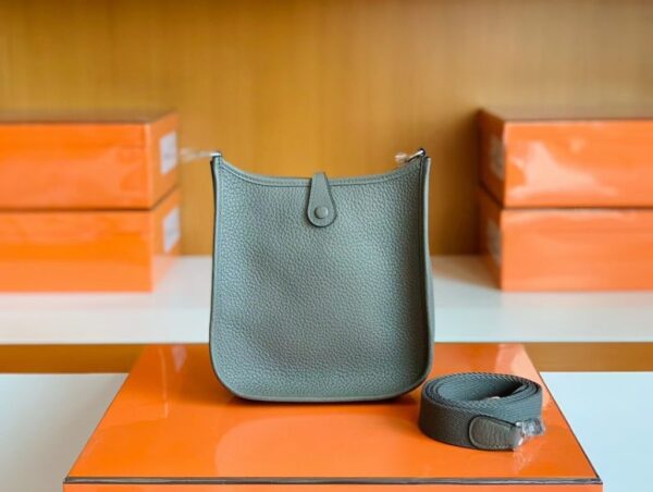 Hermes Mini Evelyne Togo 8F tinware grey Silver Hardware 16cm Full Handmade