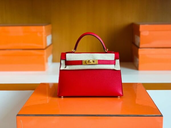 mmexport1677127373149-1024x768-1 Hermes Mini Kelly Epsom Bright Red Gold Hardware 19cm Full Handmade