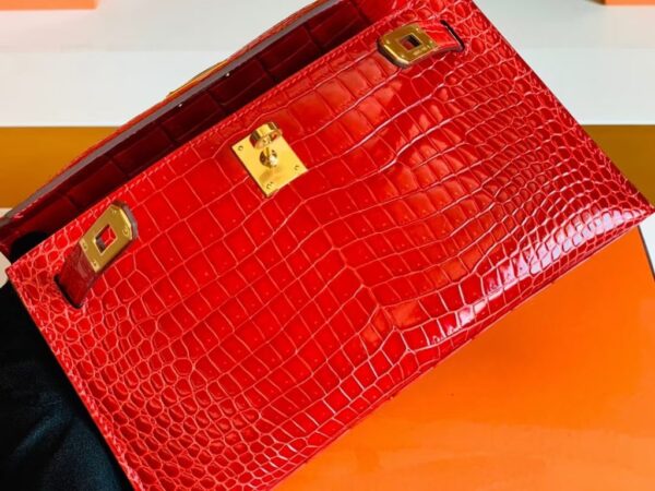 Hermes Mini Kelly pochette Shiny Porosus crocodile Ferrari red Gold Hardware 22cm Full Handmade