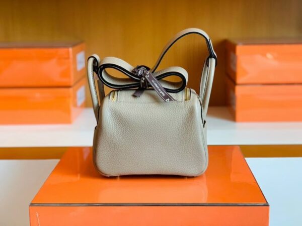 Hermes Mini Lindy TC Leather Griss Gold Hardware 19cm Full Handmade