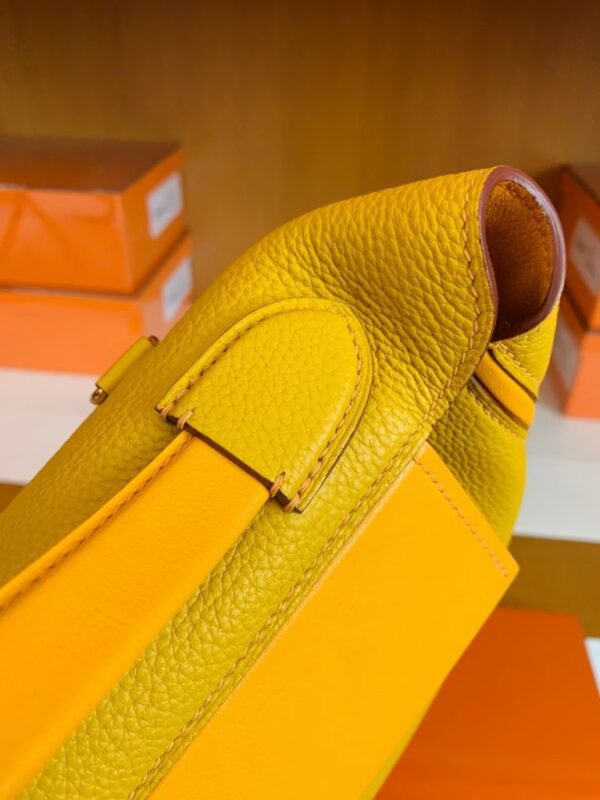 Hermes Kelly 2424 taurillon Leather 9D Amber yellow Gold Hardware 29cm Full Handmade