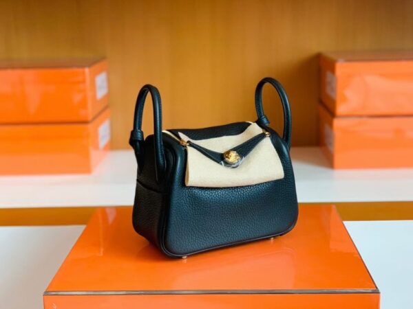Hermes Mini Lindy TC Leather Black Gold Hardware 19cm Full Handmade