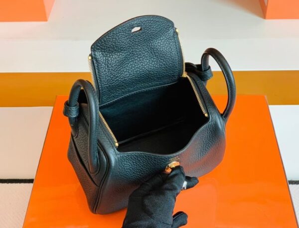 Hermes Mini Lindy TC Leather Black Gold Hardware 19cm Full Handmade