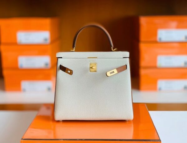 mmexport1683596012842-1024x783-1 Hermes Kelly Togo Creamy White & Golden Brown Gold Hardware 25cm Full Handmade