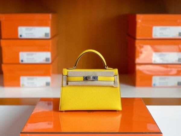 Hermes Mini Kelly Chevre 9O Naples yellow Silver Hardware 19cm Full Handmade