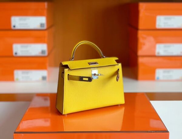 Hermes Mini Kelly Chevre 9O Naples yellow Silver Hardware 19cm Full Handmade