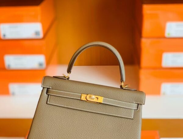 Hermes Kelly Togo CK18 Etoupe Grey Gold Hardware 25cm Full Handmade