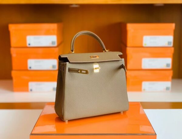 Hermes Kelly Togo CK18 Etoupe Grey Gold Hardware 25cm Full Handmade