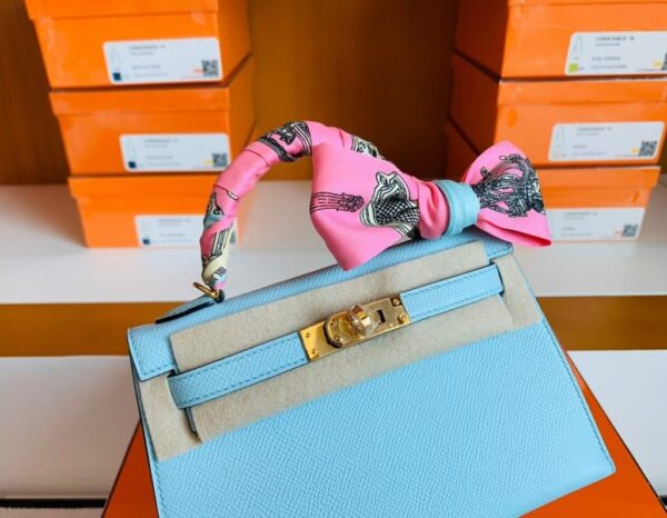 mmexport1686299028585-1024x795-1 Hermes Mini Kelly Epsom 6u Light Blue Gold Hardware 19cm Full Handmade