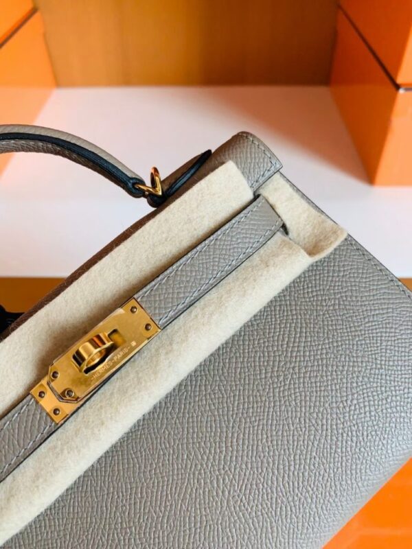 mmexport1690709369924-768x1024-1 Hermes Mini Kelly Epsom M8 asphalt grey Gold Hardware 19cm Full Handmade