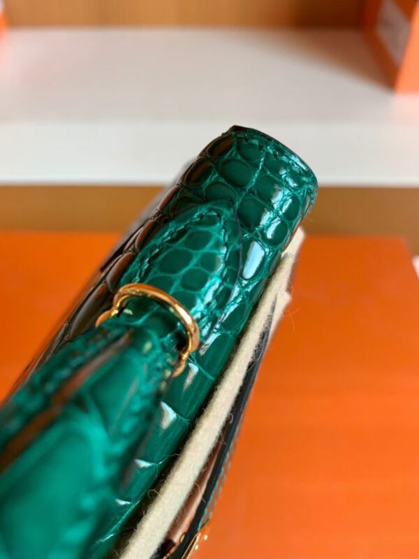 mmexport1690709777165-768x1024-1 Hermes Mini Kelly sellier shiny alligator crocodile 6Q jade green Gold Hardware 19cm Full Handmade