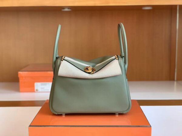 mmexport1692180644714-1024x768-1 Hermès Lindy Swift q1 Sage green Gold Hardware 26cm Full Handmade