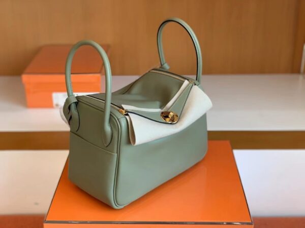 mmexport1692180646055-1024x768-1 Hermès Lindy Swift q1 Sage green Gold Hardware 26cm Full Handmade